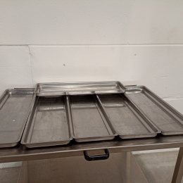 6 s/s steel dishes (820mm x 270mm)